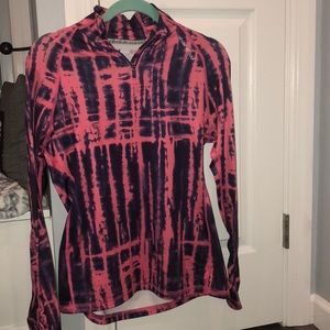 Fitted cool gear Under Armour athletic pullover